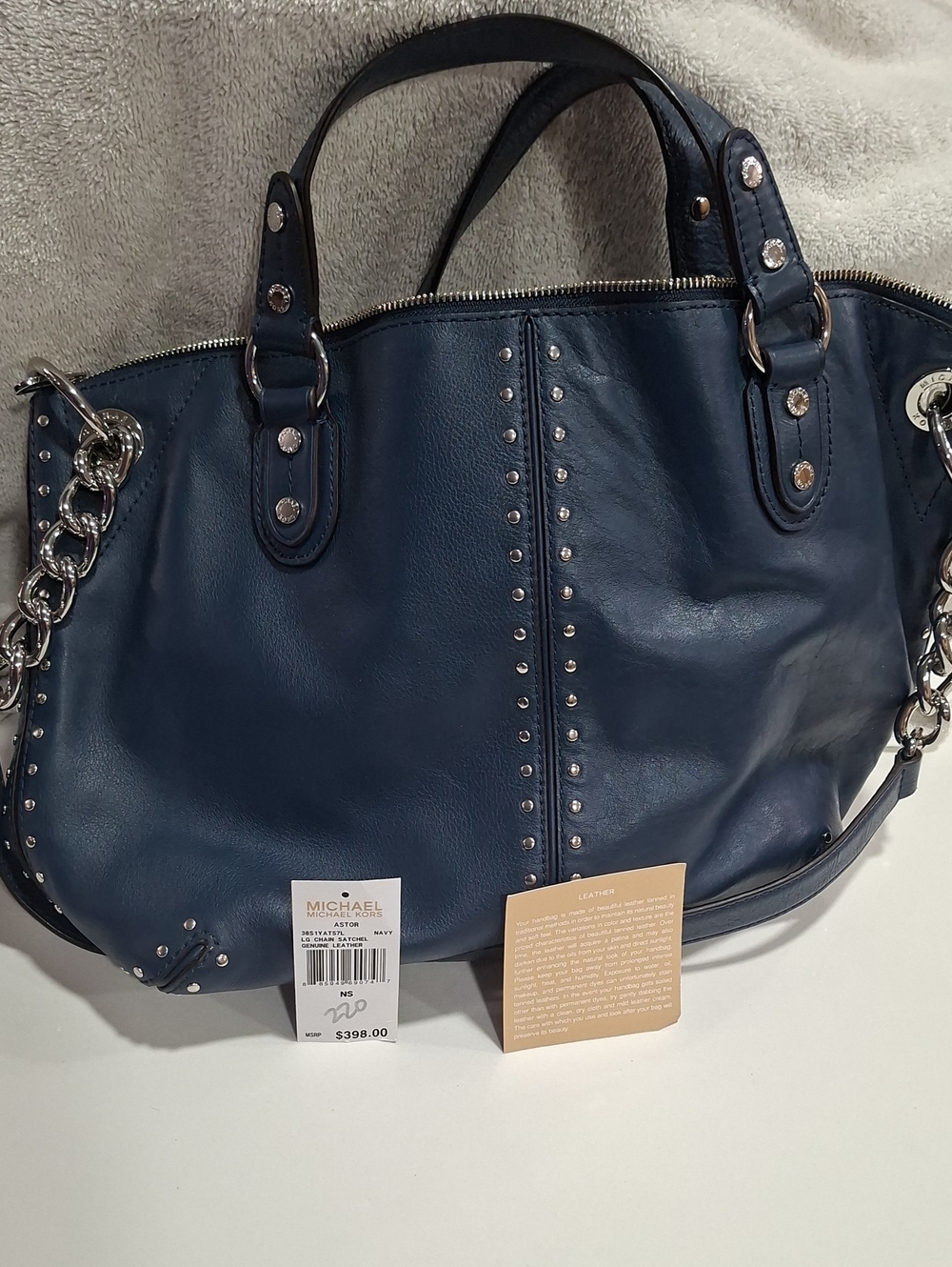 Michael Kors Navy Leather Studded Shoulder Bag with Silver Chain Never Used - Picture 2 of 7